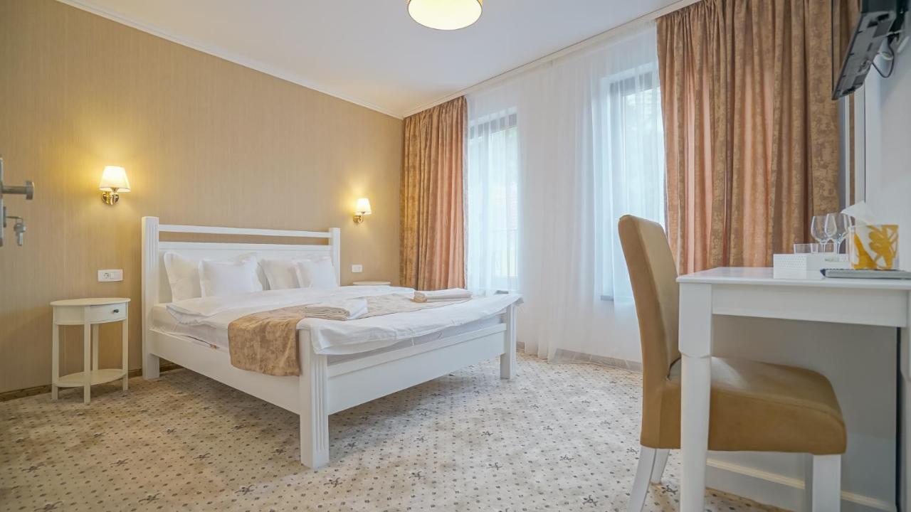 Monarch House Otel Braşov Dış mekan fotoğraf