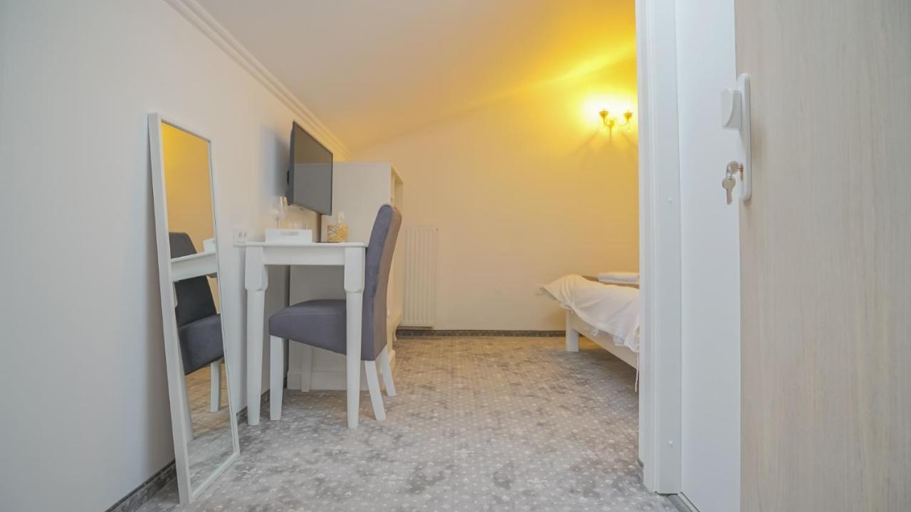 Monarch House Otel Braşov Dış mekan fotoğraf