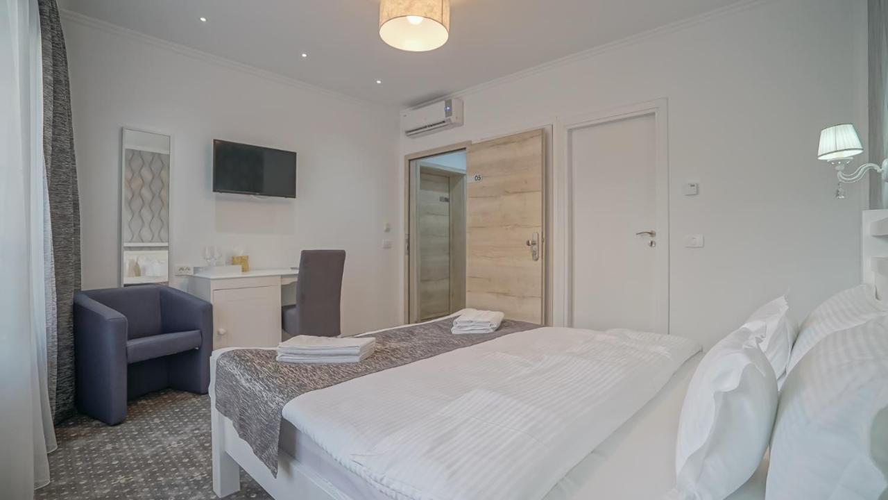 Monarch House Otel Braşov Dış mekan fotoğraf